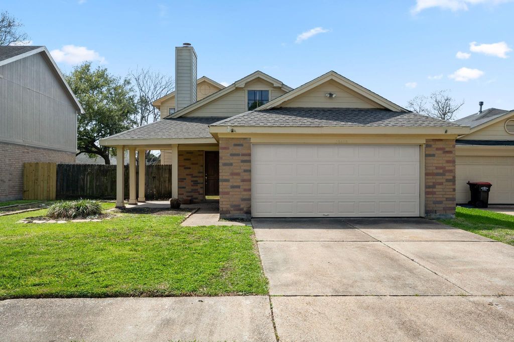 Photo of 15419 Scenic Haven Drive, Houston, TX 77083 (MLS # 20339980)