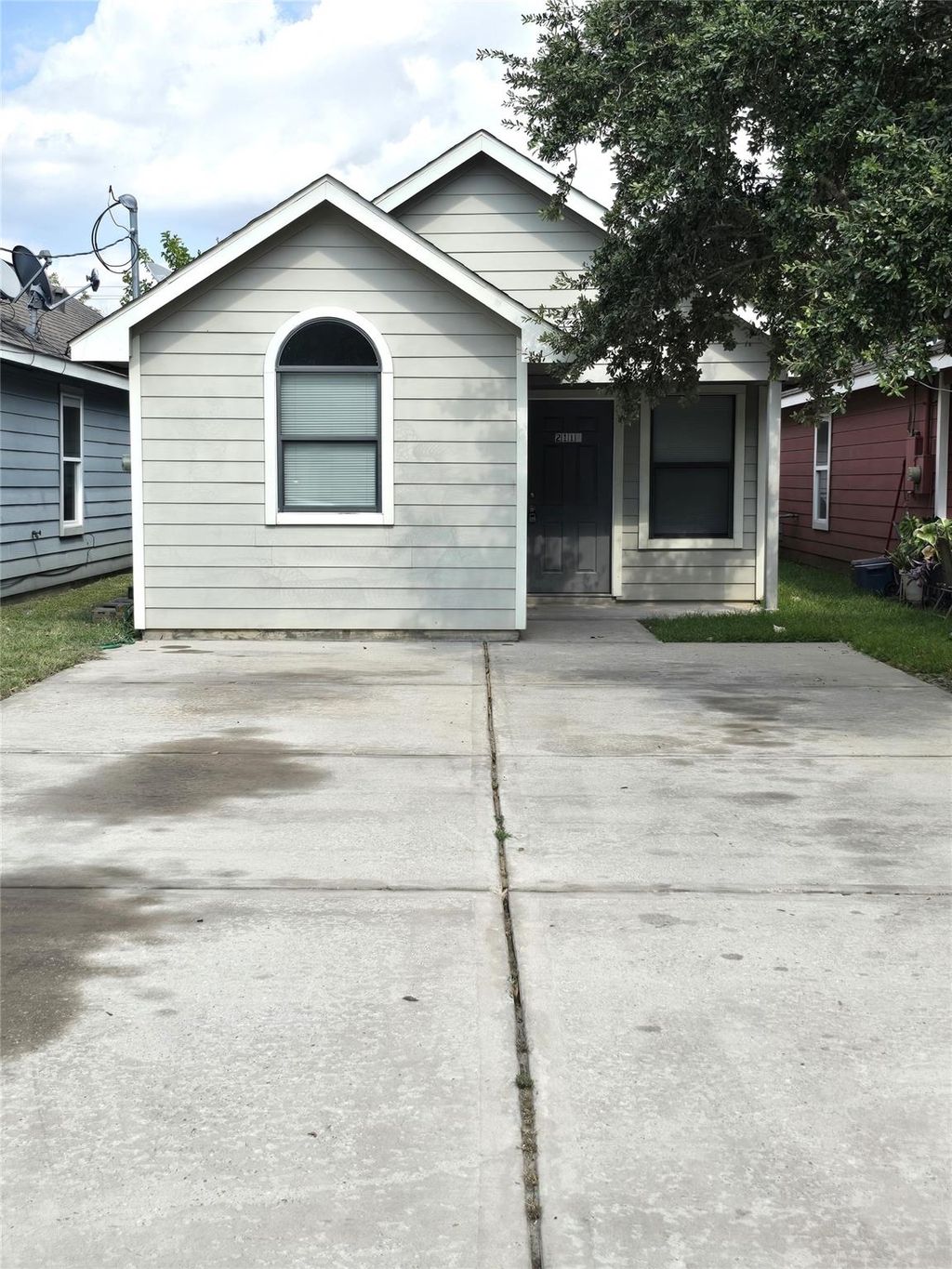 Photo of 2112 Davis Street, Houston, TX 77026 (MLS # 18066748)