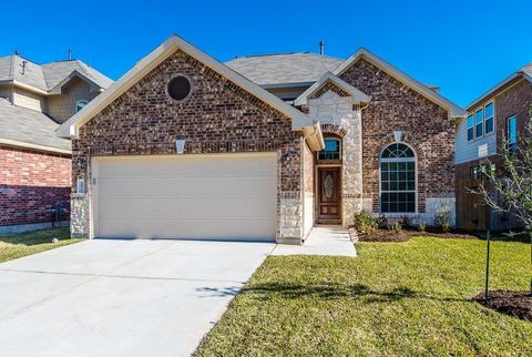 Photo of 2911 Lake Drive, Katy, TX 77494 (MLS # 92892678)