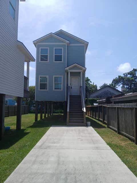 Photo of 1115 32nd Street #B, Galveston, TX 77550 (MLS # 95369855)