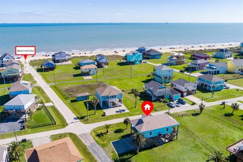Photo of 2011 Vista, Crystal Beach, TX 77650 (MLS # 88951886)