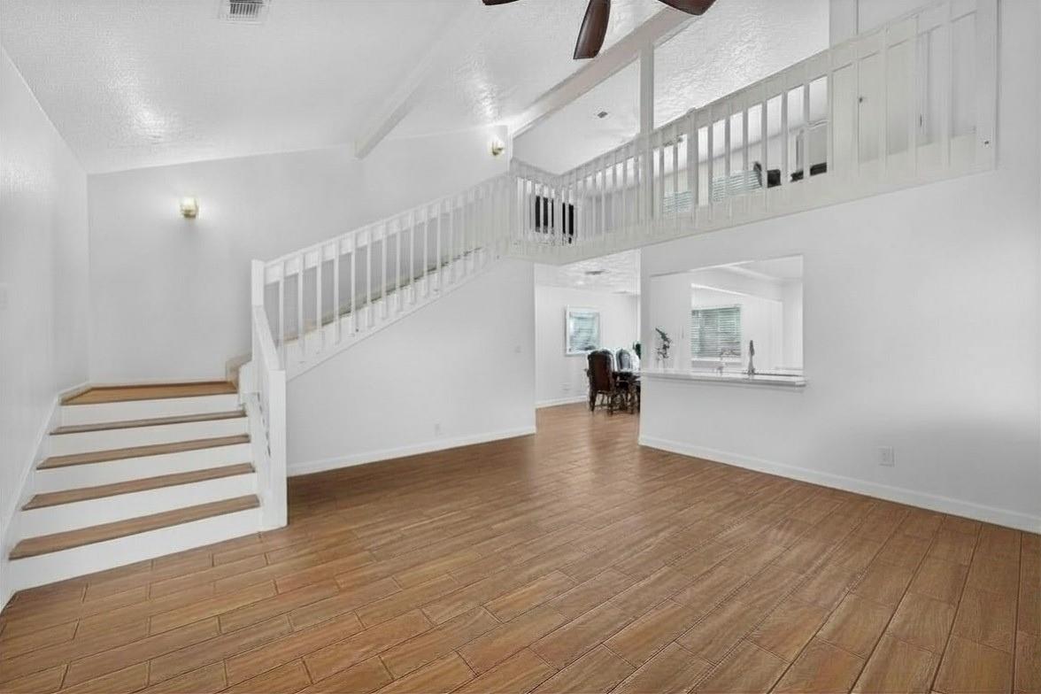 5323 Windsong Trail