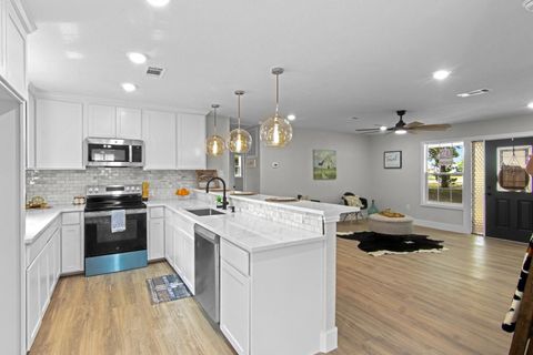 Photo of 15529 Pine Street, Santa Fe, TX 77517 (MLS # 21103810)