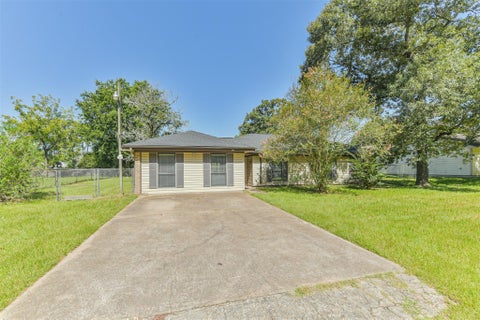 Photo of 26560 Sorters Road, Porter, TX 77365 (MLS # 96692846)
