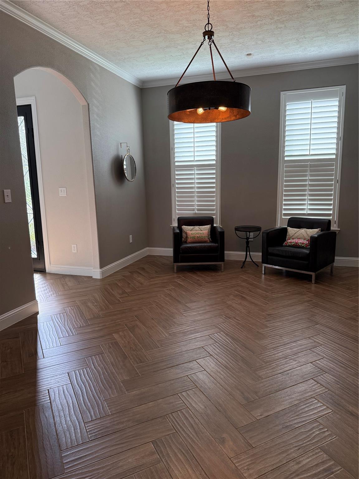1710 Parklake Village