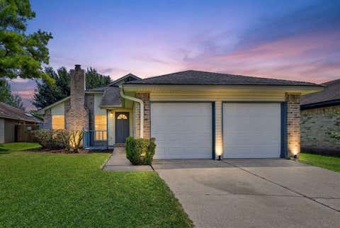 Photo of 3311 S Briar Knoll Drive, Houston, TX 77082 (MLS # 77419597)