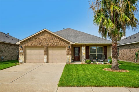 Photo of 5018 Bay Lane, Bacliff, TX 77518 (MLS # 94583013)