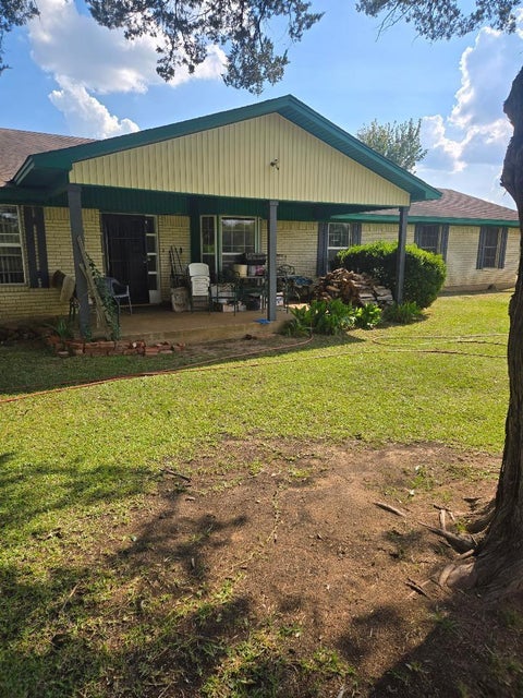 Photo of 988 Cottonwood, Latexo, TX 75835 (MLS # 10059498)
