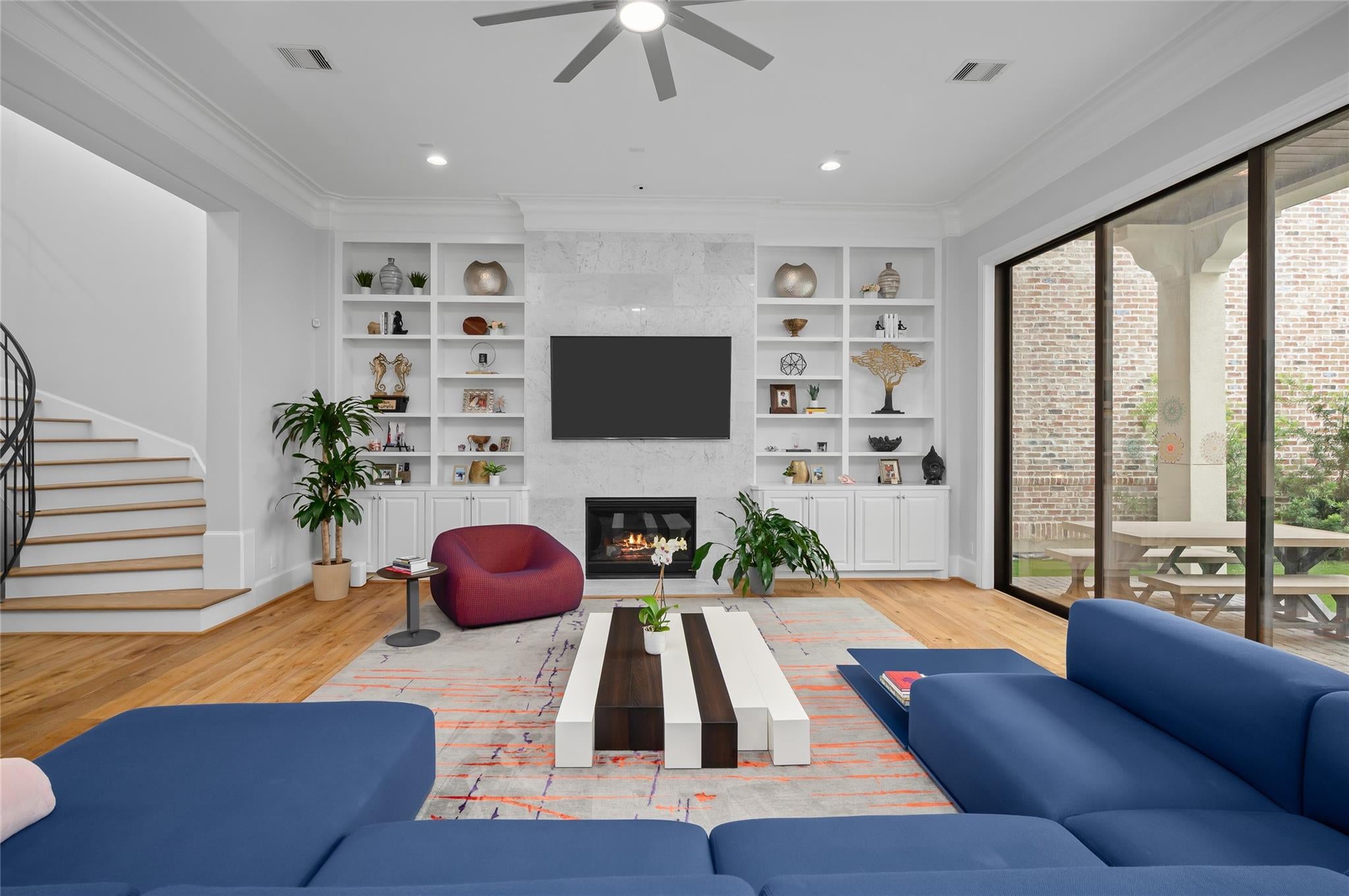7506 Cuadro Lane