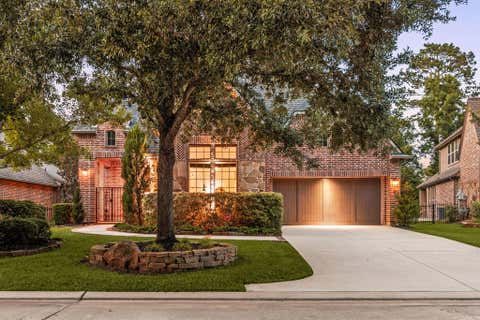 Photo of 195 Oarwood Place, The Woodlands, TX 77389 (MLS # 25709846)