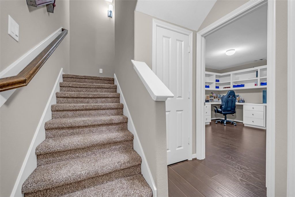 Photo of 8118 Stoneyway Drive, Houston, TX 77040 (MLS # 74693949)