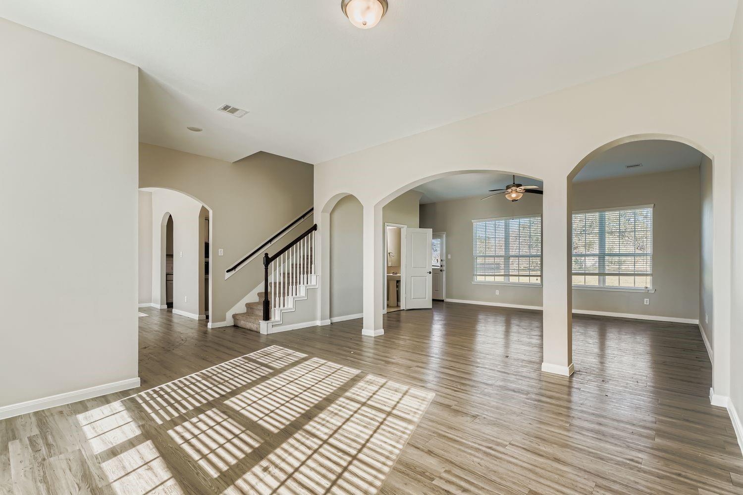 18315 Woods End
