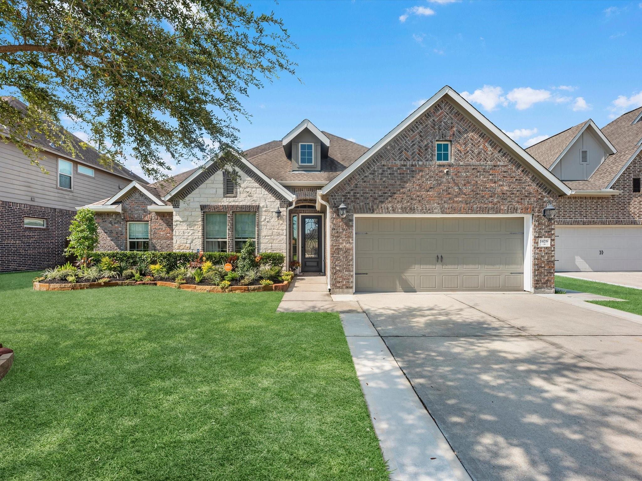 1426 Talco Garden Court