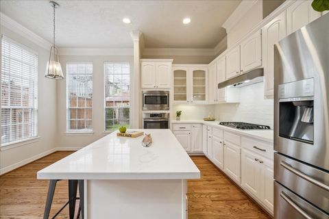 Tiny photo for 5638 Avalon Way, Houston, TX 77057 (MLS # 17239721)