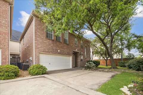 Photo of 5638 Avalon Way, Houston, TX 77057 (MLS # 17239721)