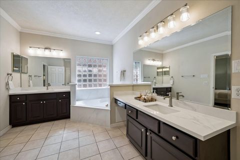 Tiny photo for 5638 Avalon Way, Houston, TX 77057 (MLS # 17239721)