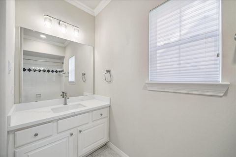 Tiny photo for 5638 Avalon Way, Houston, TX 77057 (MLS # 17239721)