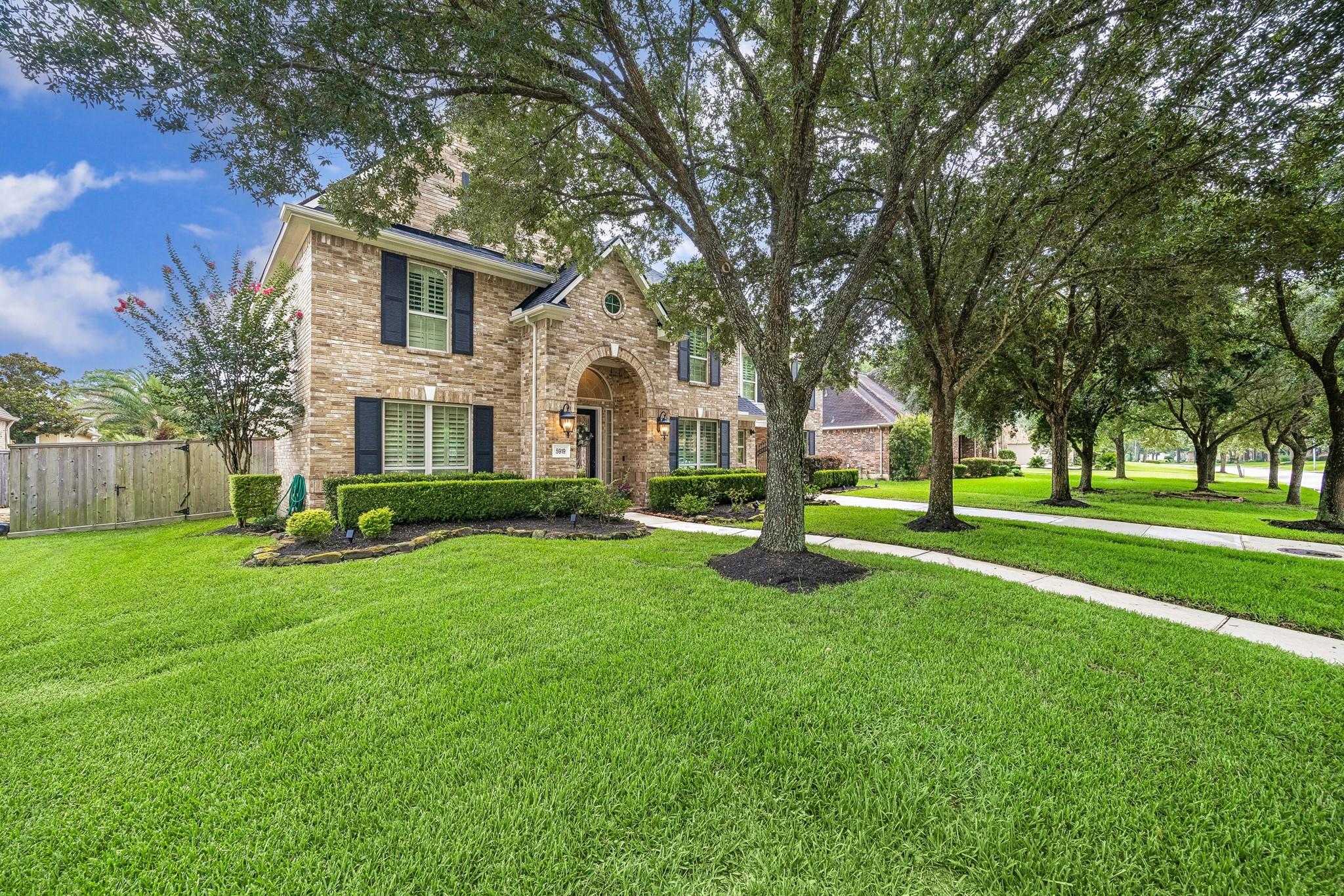 5919 Majestic Pines Drive