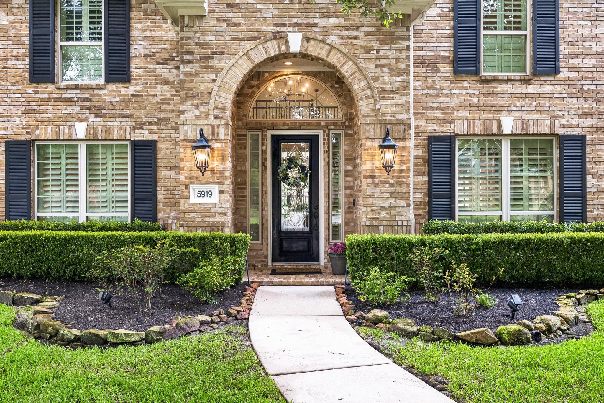 5919 Majestic Pines Drive