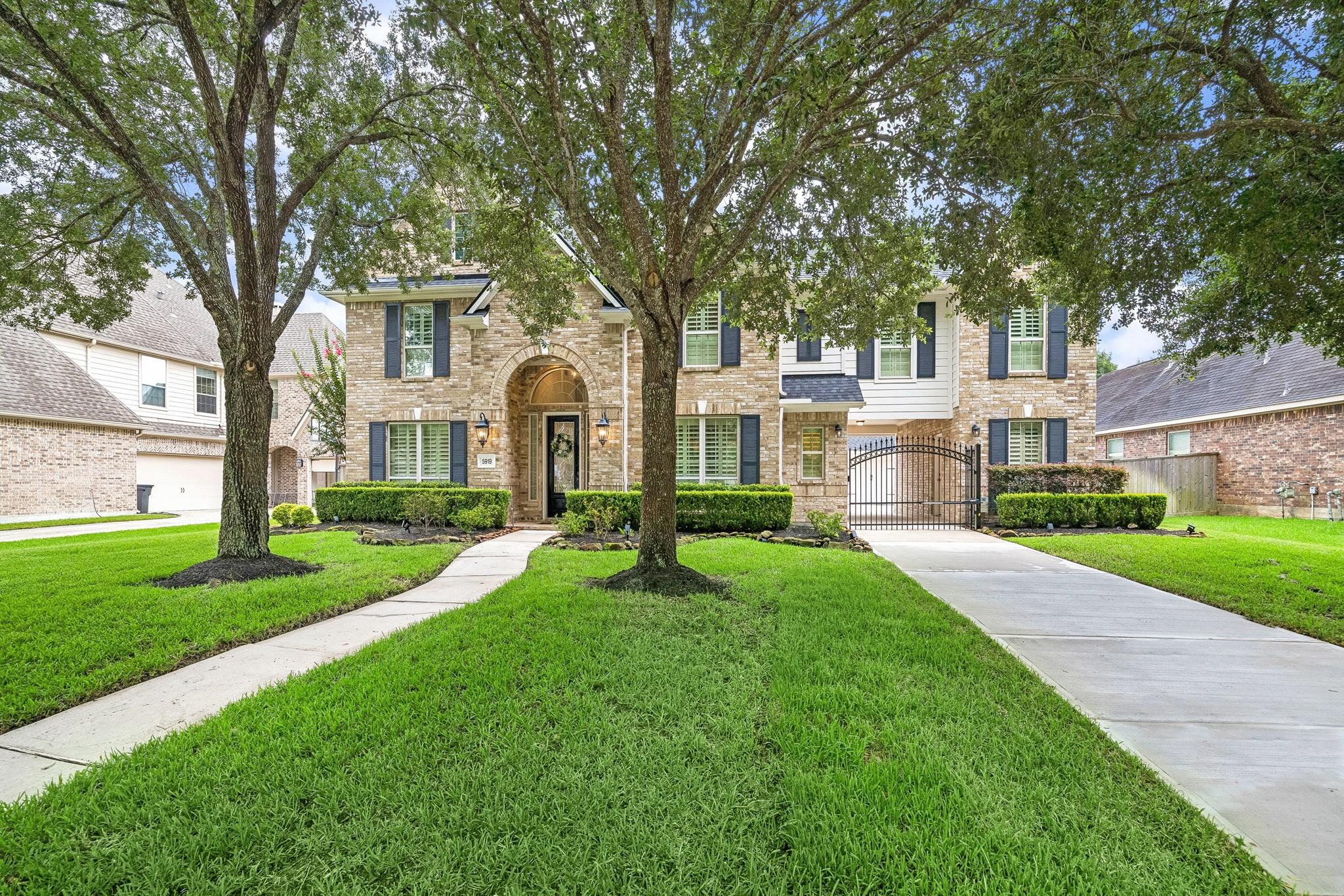 5919 Majestic Pines Drive