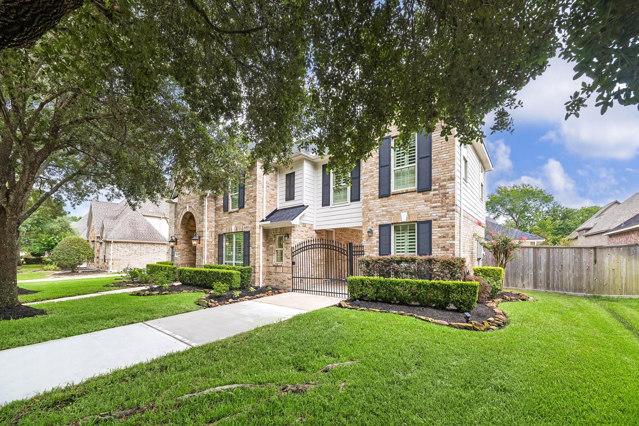 5919 Majestic Pines Drive