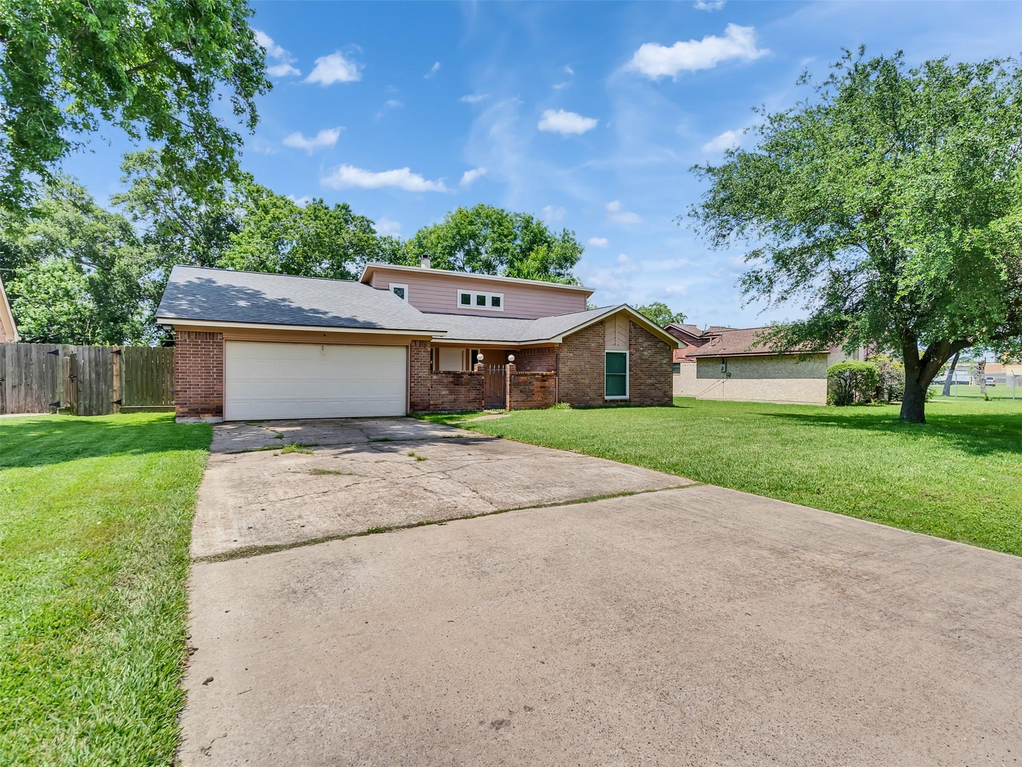 508 Pin Oak Drive