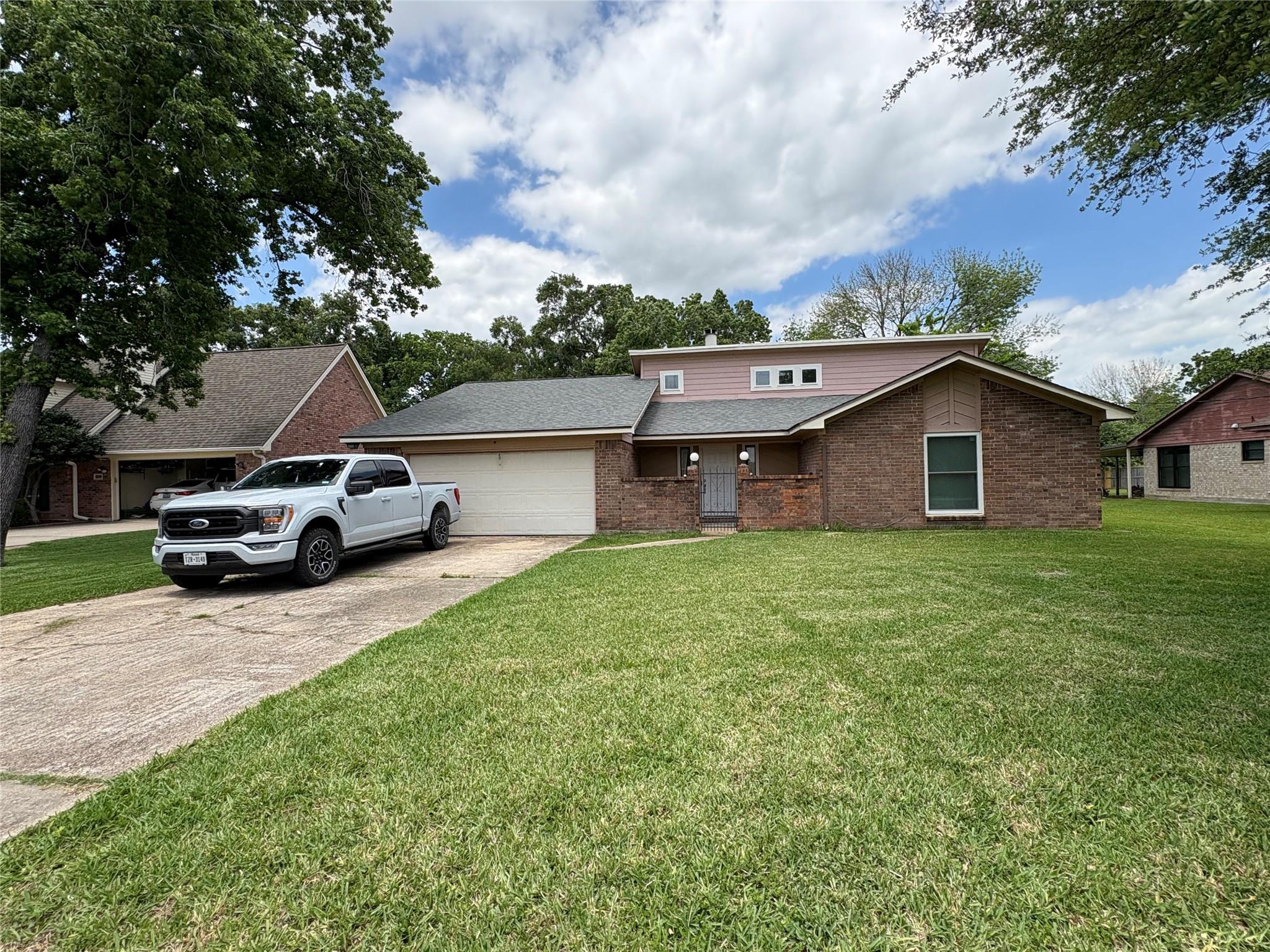 508 Pin Oak Drive