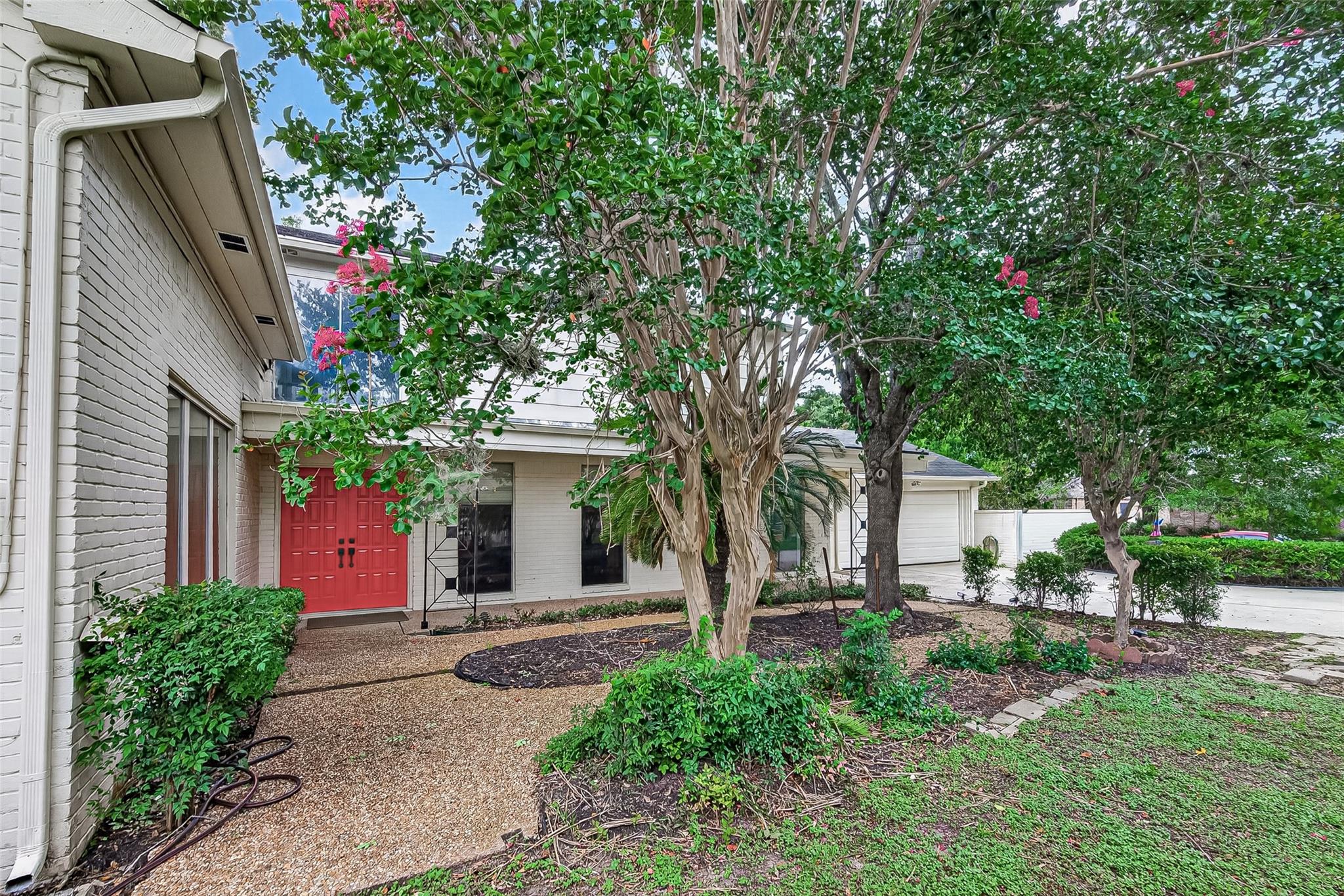 2714 Fairway Drive