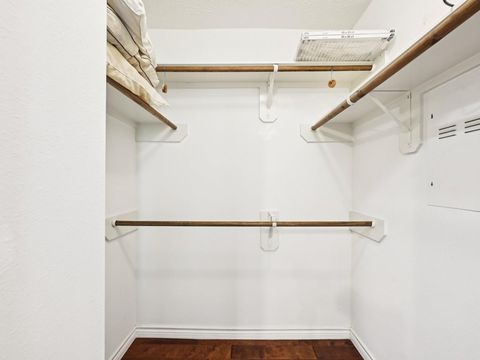 Tiny photo for 1405 Bailey Street, Houston, TX 77019 (MLS # 66894053)