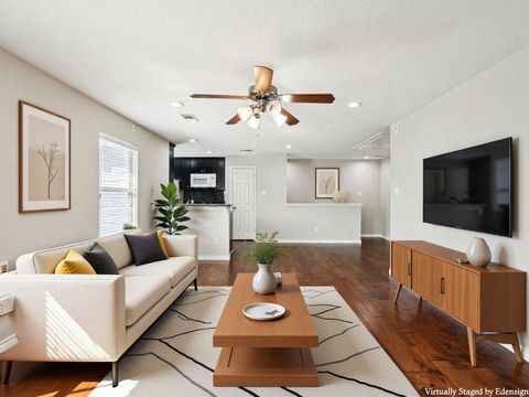 Tiny photo for 1405 Bailey Street, Houston, TX 77019 (MLS # 66894053)