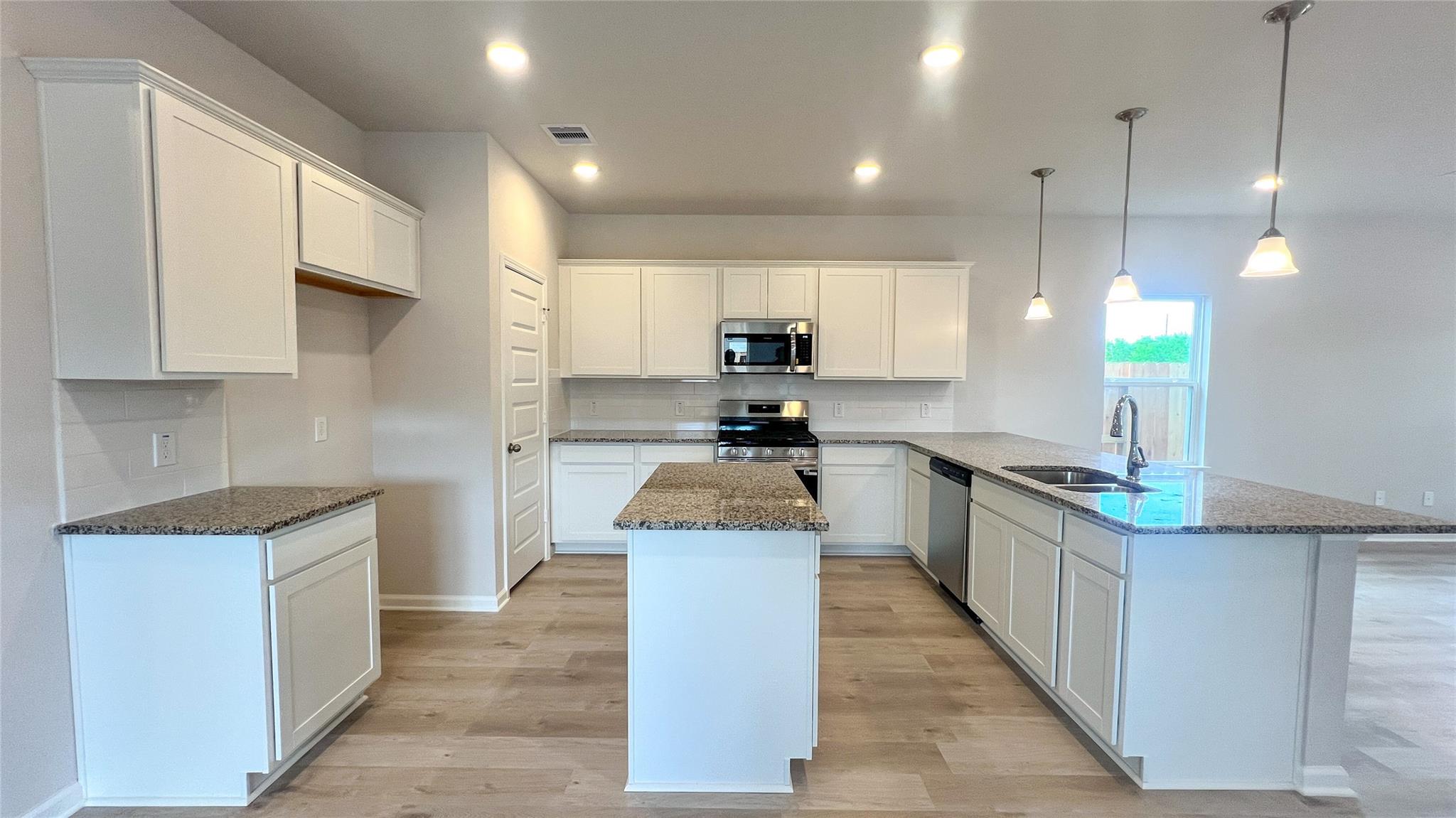 623 Woodhaven Lakes Drive
