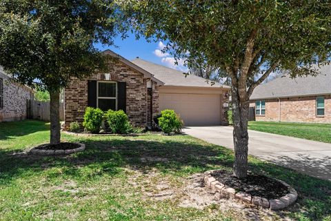 Homes For Sale - 1968 Harmon Drive<br/> Conroe, TX 77304