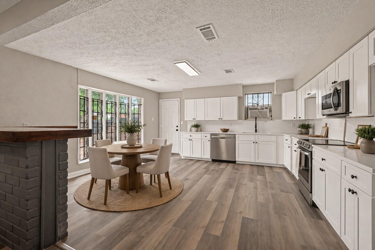 3703 Tiffany Drive