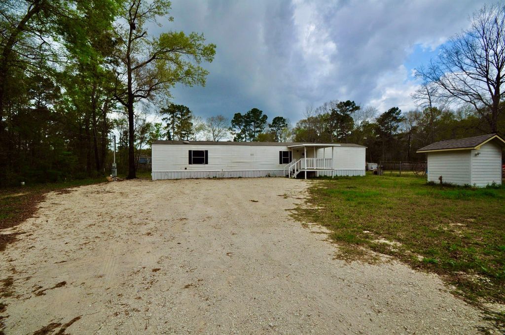 Photo of 25964 Thatcham, New Caney, TX 77357 (MLS # 72238369)