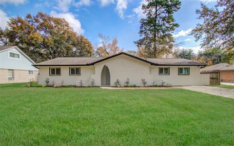 Photo of 27226 Blueberry Hill Drive, Conroe, TX 77385 (MLS # 15505683)