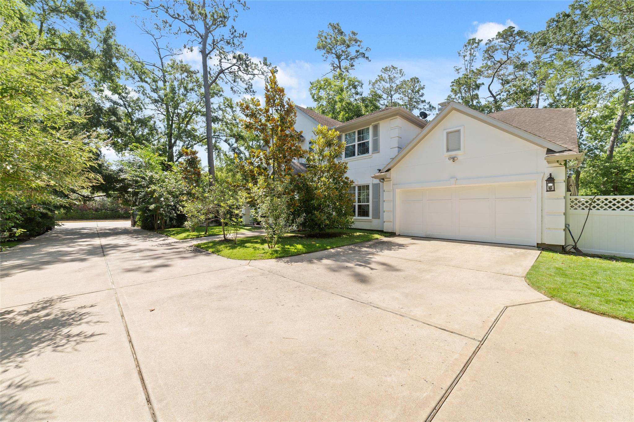 335 Voss Road