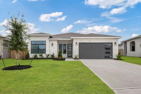 Photo of 1808 Drover Lane, Rosenberg, TX 77471 (MLS # 16345171)