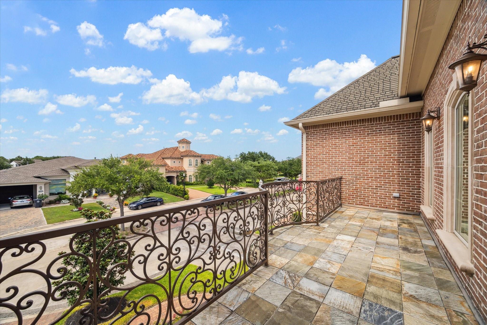 Sugar Land, Texas, 77478, United States, 4 Bedrooms Bedrooms, ,4 BathroomsBathrooms,Residential,Active,2032906