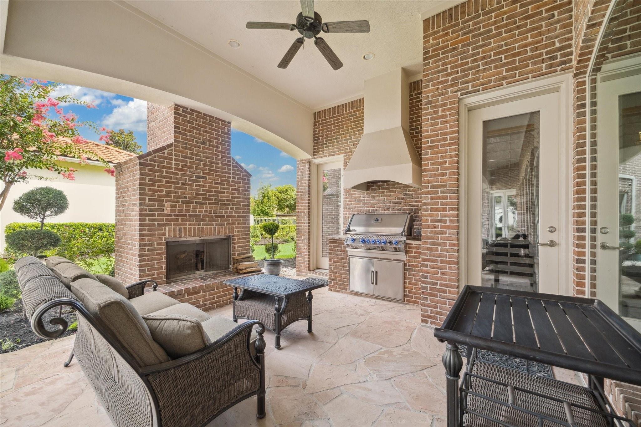 Sugar Land, Texas, 77478, United States, 4 Bedrooms Bedrooms, ,4 BathroomsBathrooms,Residential,Active,2032906