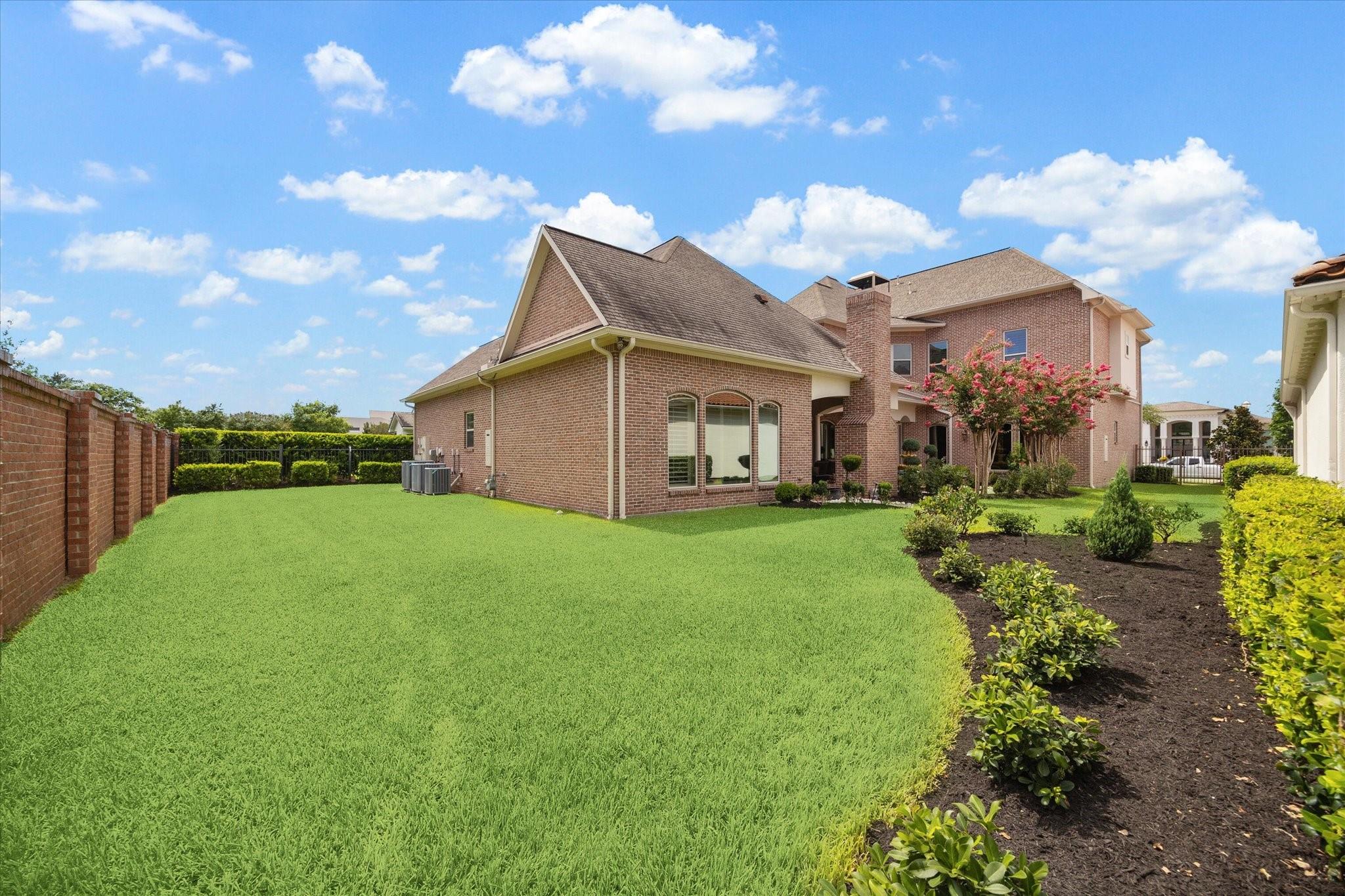 Sugar Land, Texas, 77478, United States, 4 Bedrooms Bedrooms, ,4 BathroomsBathrooms,Residential,Active,2032906