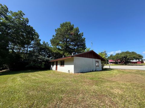 Photo of 304 N Wheeler Road, Colmesneil, TX 75938 (MLS # 46886572) Photo of 304 N Wheeler Road, Colmesneil, TX 75938 (MLS # 46886572)