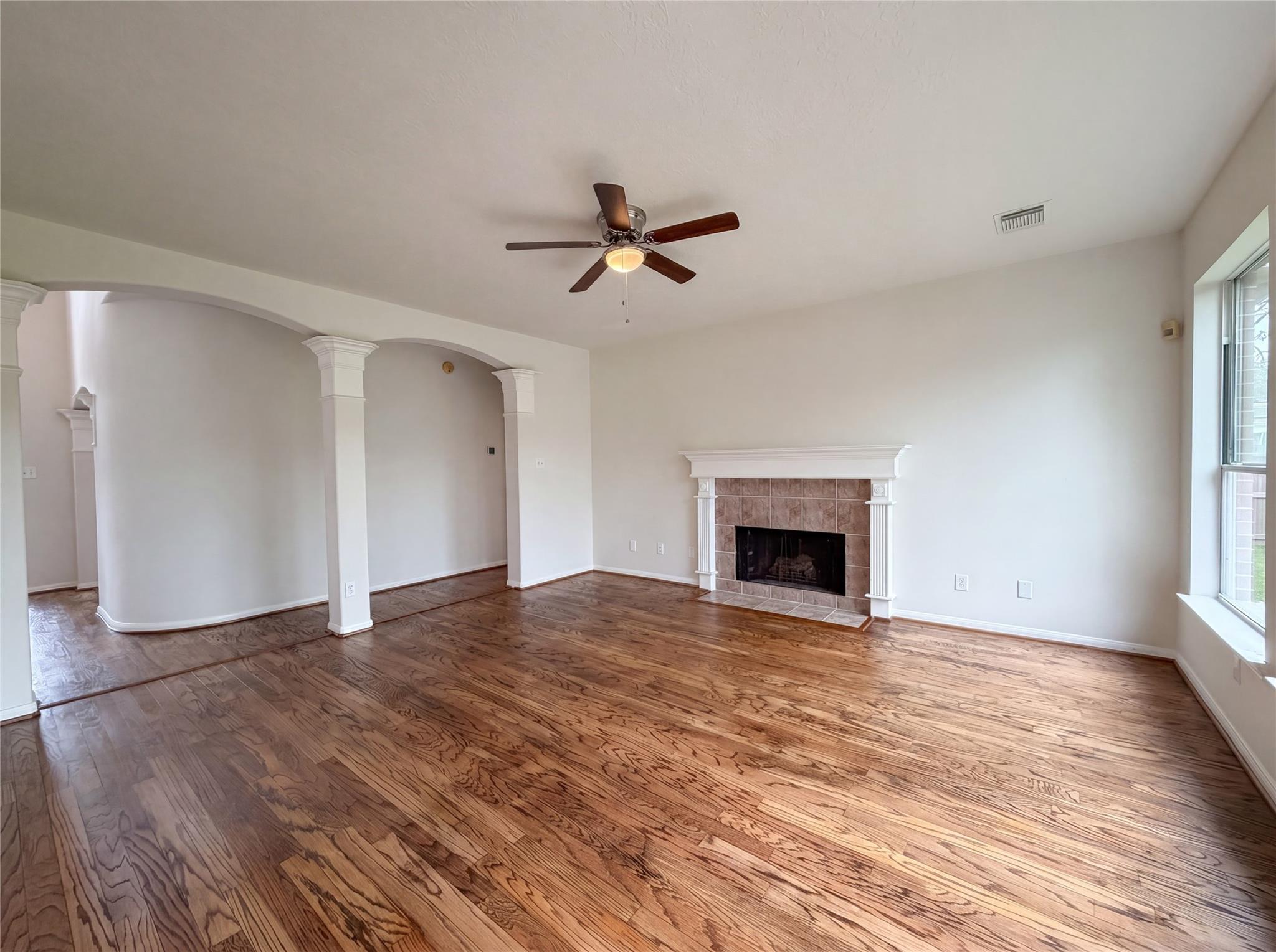 1605 Country Club Drive