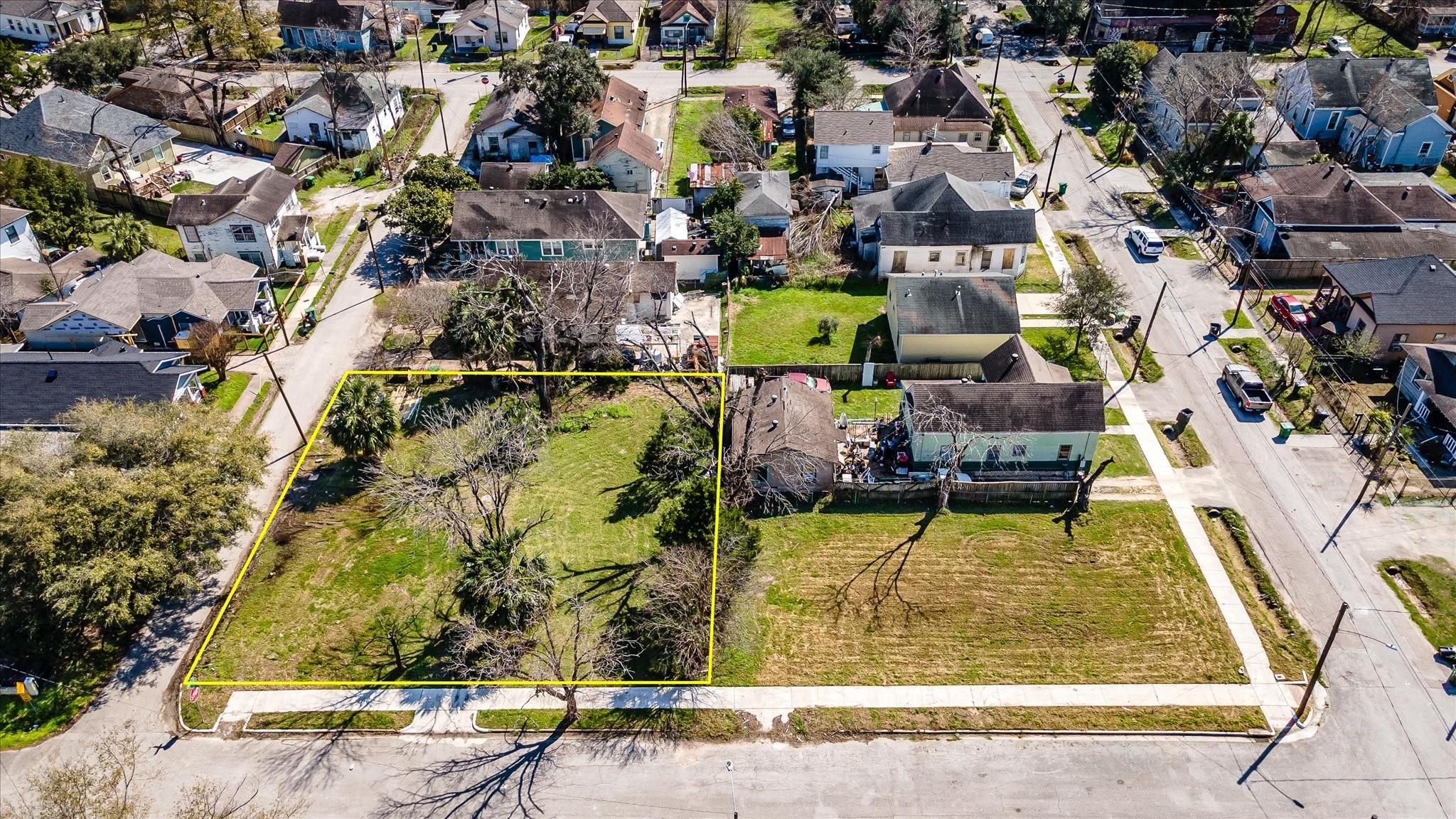 1212 Pinckney St Street