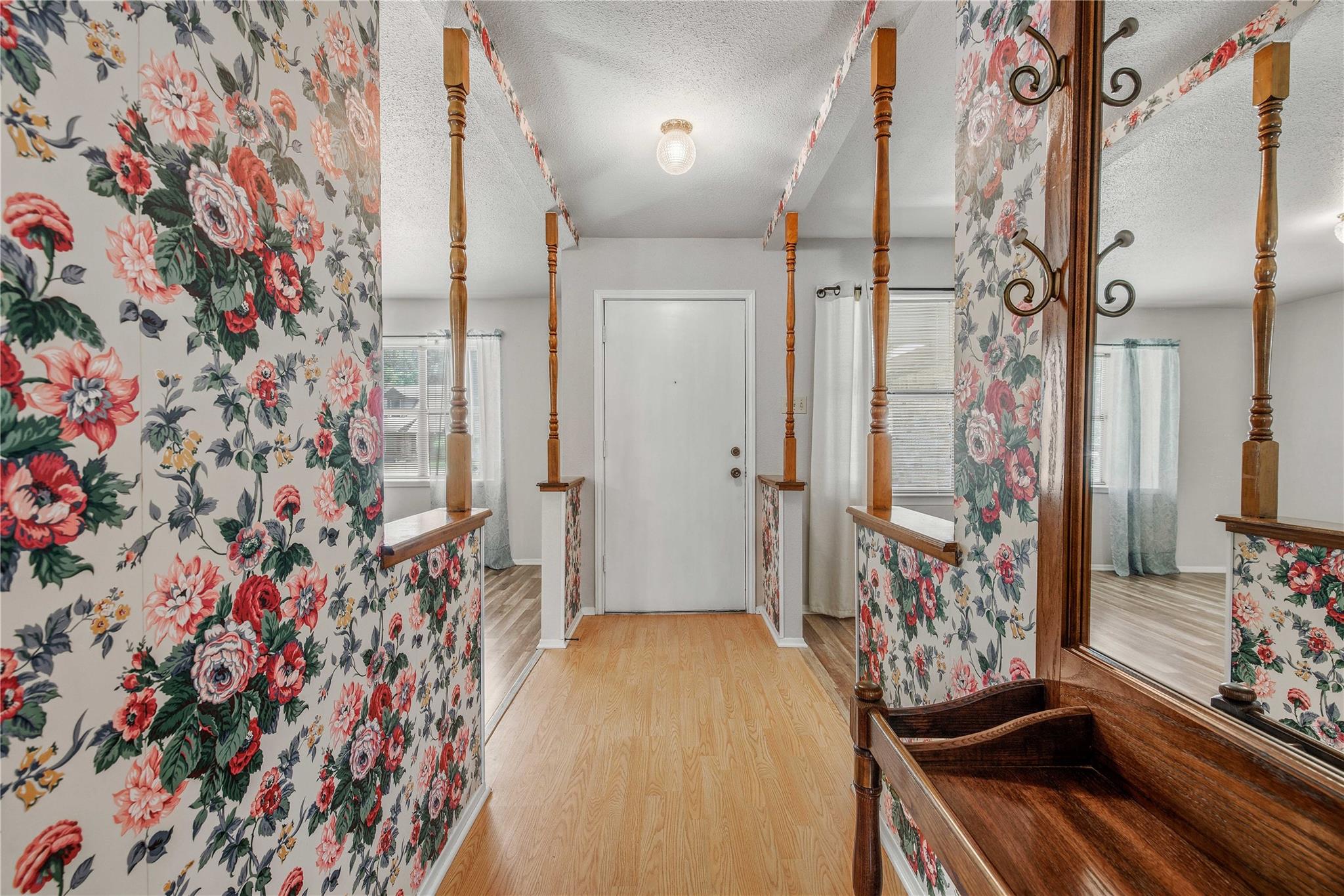 19023 Lakeshire Street