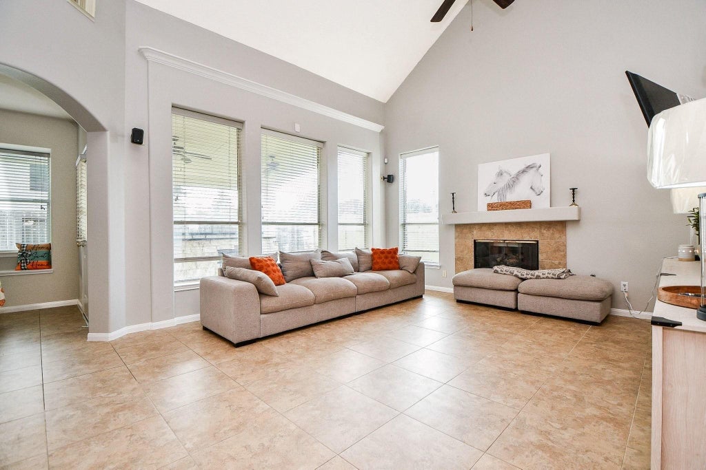 Photo of 11102 Bandit Trail Drive, Houston, TX 77095 (MLS # 76922311)