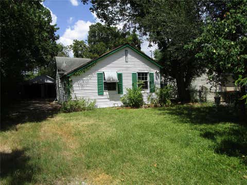 Photo of 1306 Pershing Street, Baytown, TX 77520 (MLS # 65846422)