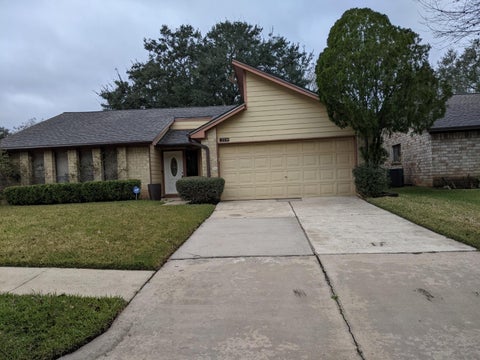 Photo of 2519 Buffalo Trail, Sugar Land, TX 77479 (MLS # 3674850)