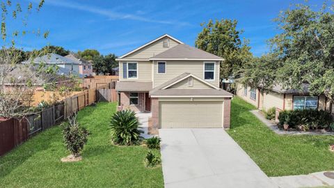 Photo of 611 Remwick Drive, Houston, TX 77073 (MLS # 92401641)