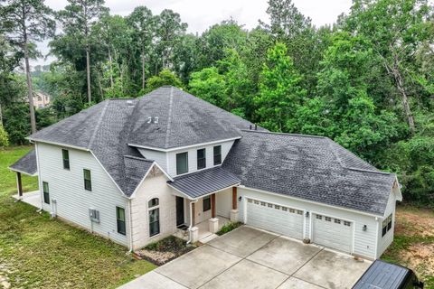 Photo of 11715 Creek View Lane, Conroe, TX 77385 (MLS # 83871676)