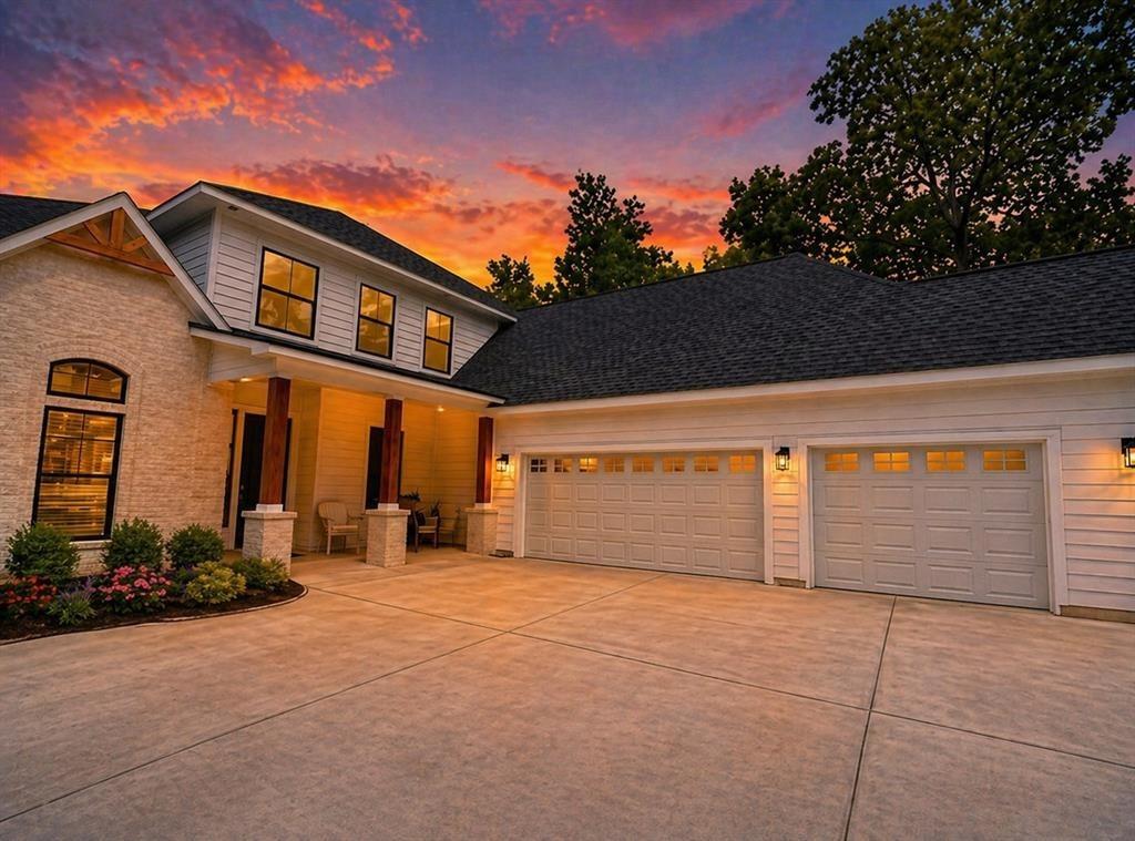 11715 Creek View Lane